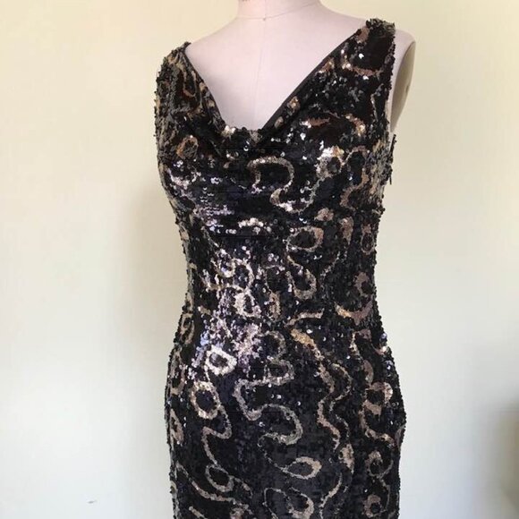 Nicole Bakti Black & Gold Sequined dress with a sheer mesh open back Sz L - Picture 1 of 6